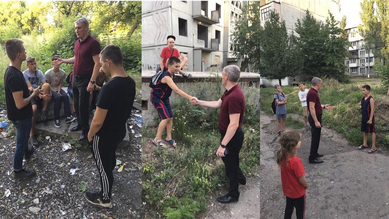  Юрій Кондрацький проводить бесіди з підлітками