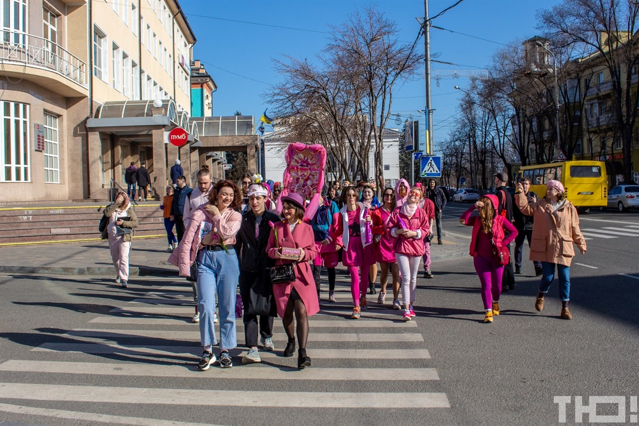 Акция к 8 марта в Мариуполе