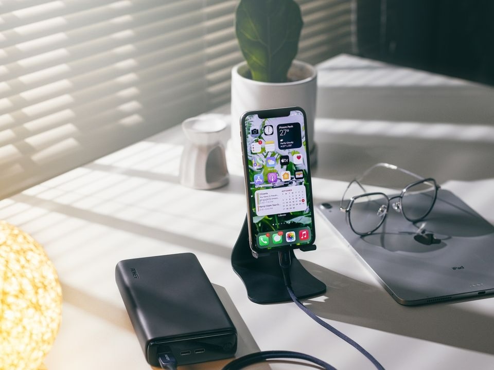 https://www.ctrs.com.ua/ru/smartfony/brand-apple/