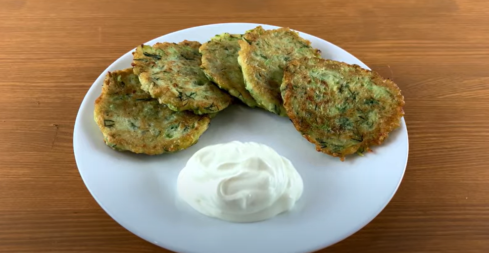 Кабачкові оладки рецепт